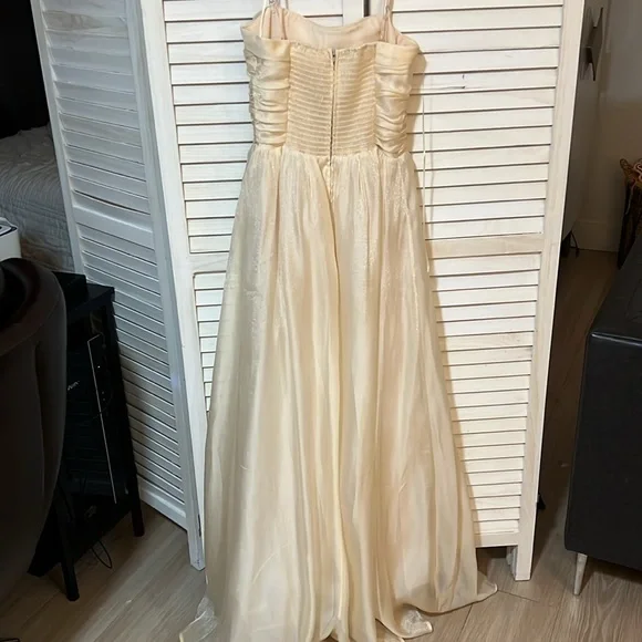 Reformation unused Kastoria Dress cream dress size 8 - Picture 3 of 7